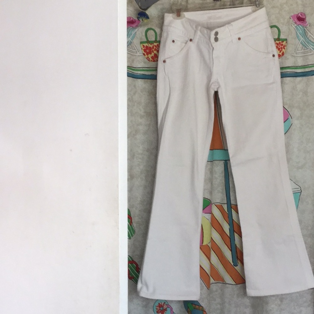 Hudson white flared jeans- size27.